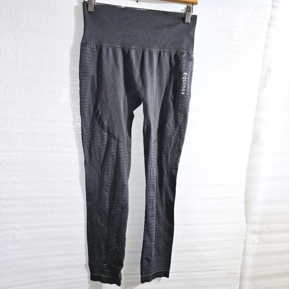 Equinox Logo Print Waistband Stretch Seamless  Yoga Leggings Black